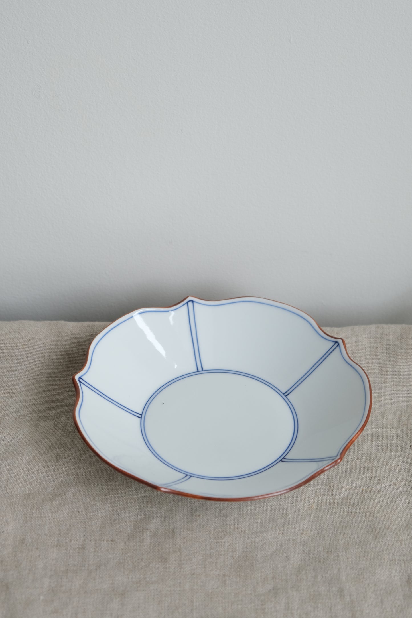 Flower Shape Deep Dish Plate Hand Paint Hasami Ware