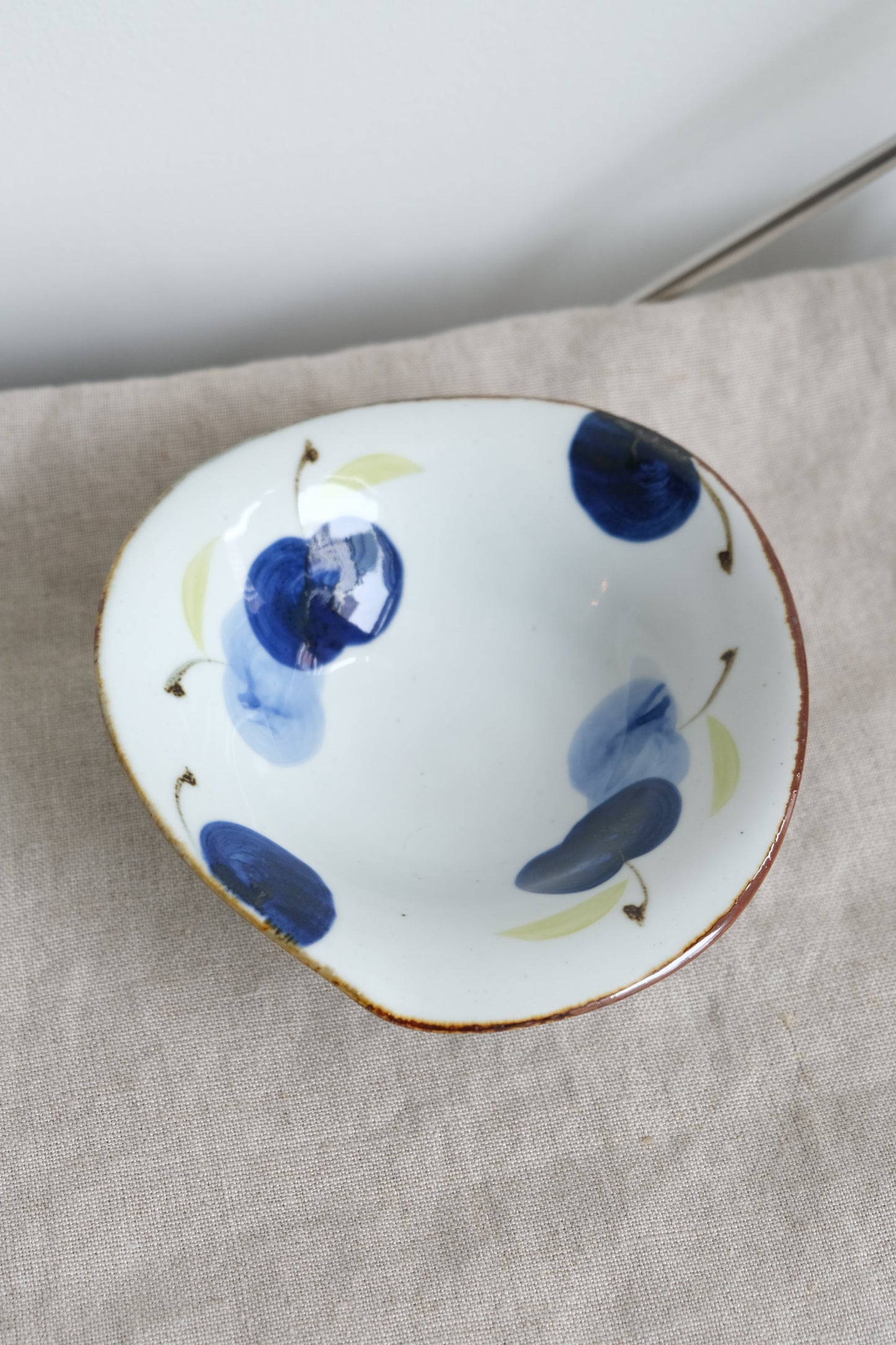 Green Apple Medium Bowl Hasami ware