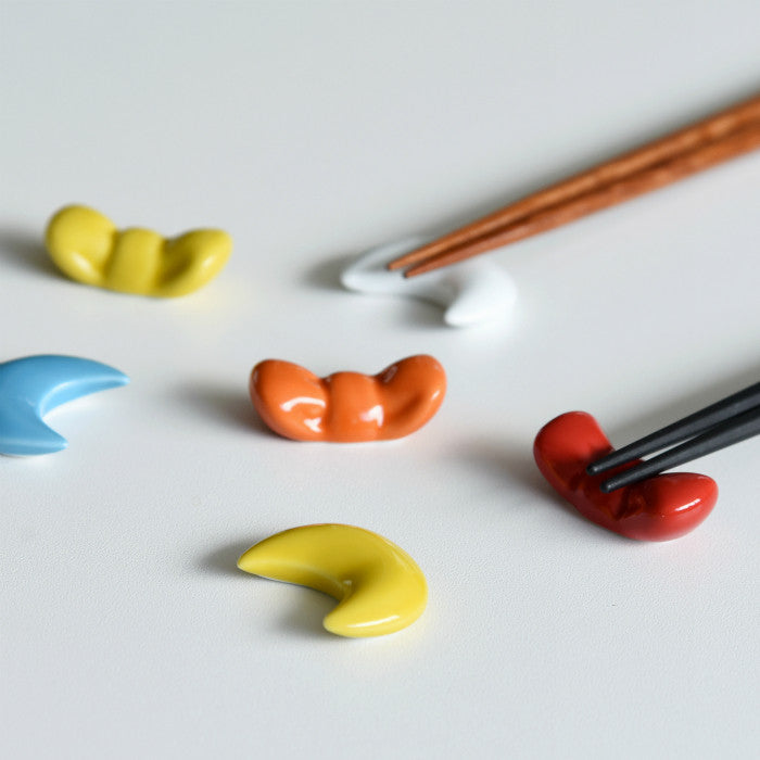 Moon Hasami ware chopstick rest