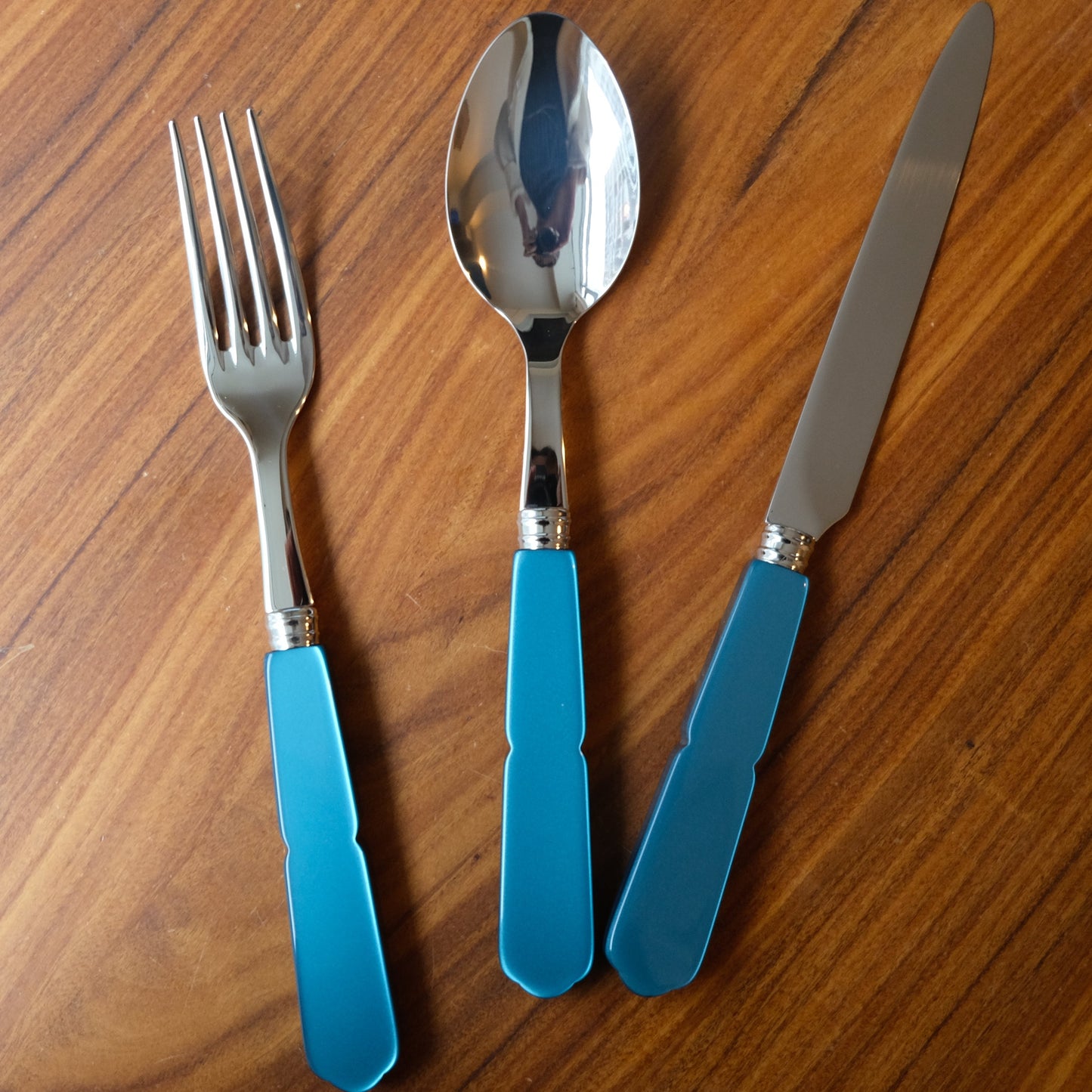 Gustave Turquoise Dinner Flatware