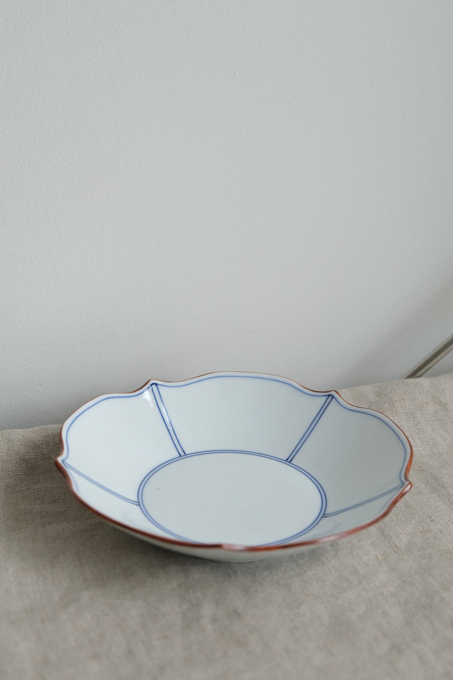 Flower Shape Deep Dish Plate Hand Paint Hasami Ware