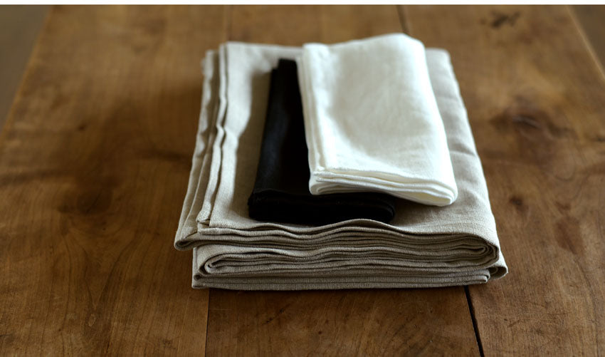 Studio M' 100% Linen Table Cloth