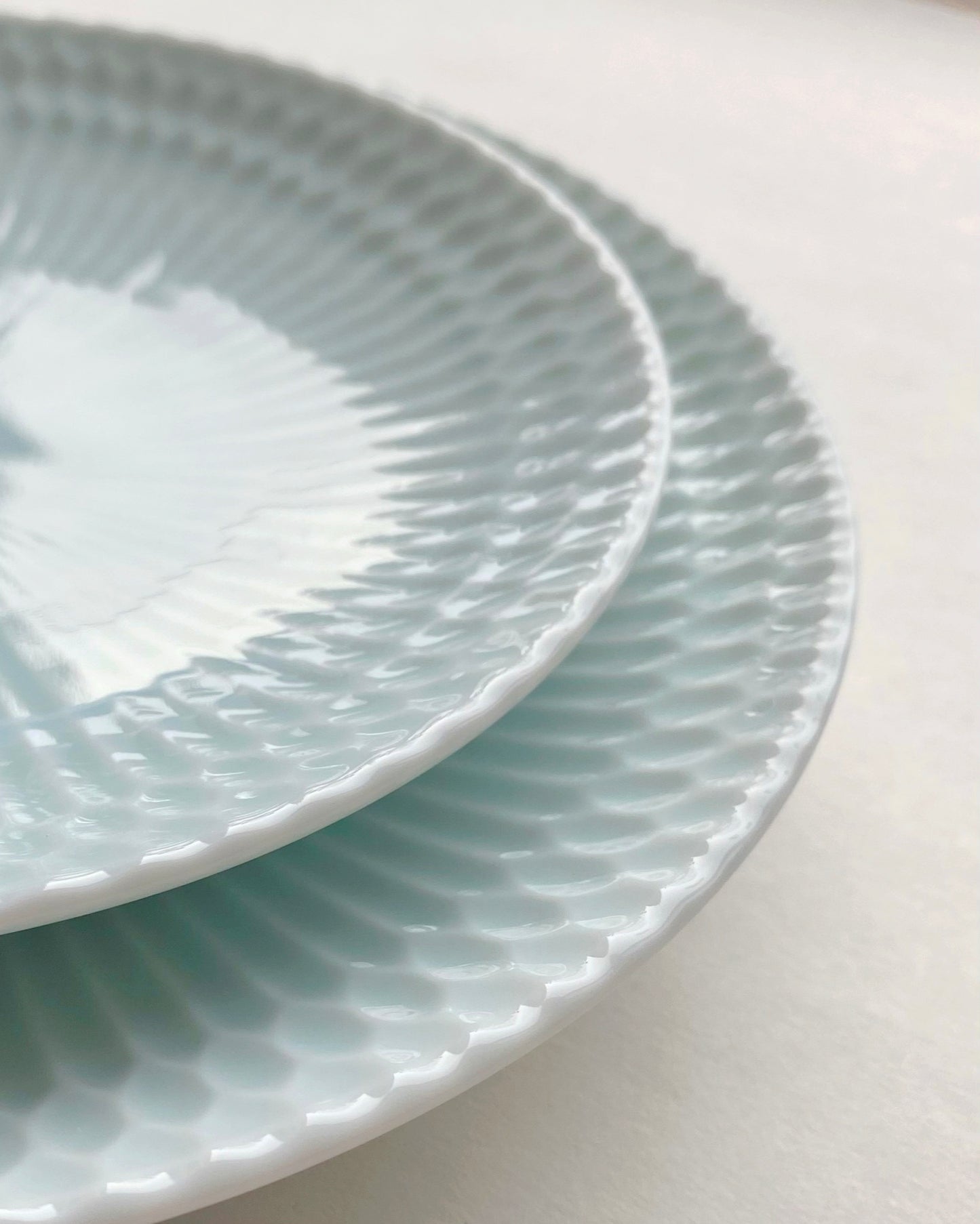 Oda Pottery Ripple Tableware Series Plates Light Blue